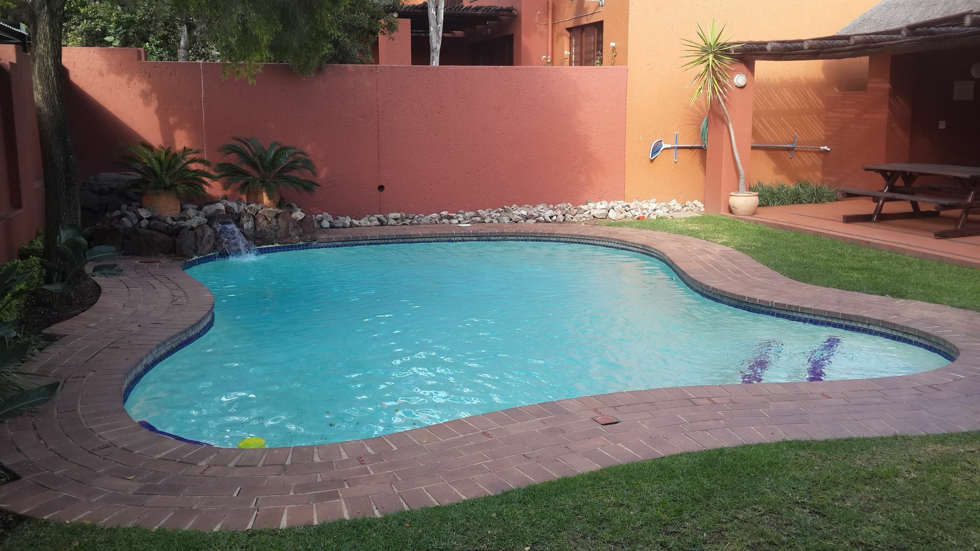 Singati Sands Sunninghill Sandton Eksteriør bilde
